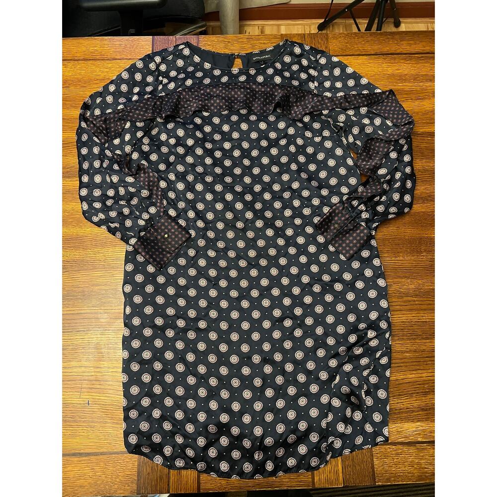 Banana Republic Navy 100% Silk Foulard Print Ruffle Long Sleeve Dress Sz 8 - Picture 11 of 16
